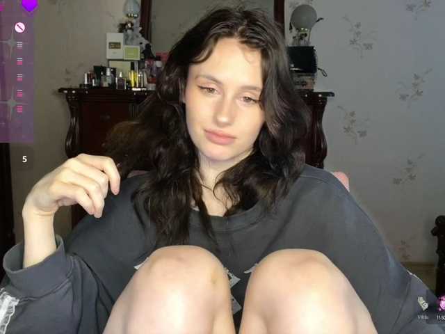 MilaElin live cam on BongaCams