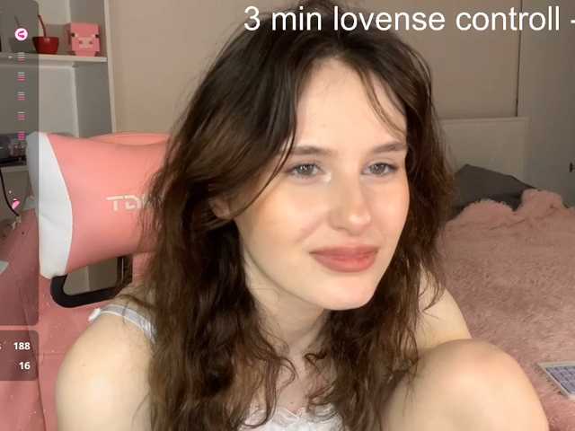 MilaElin live cam on BongaCams