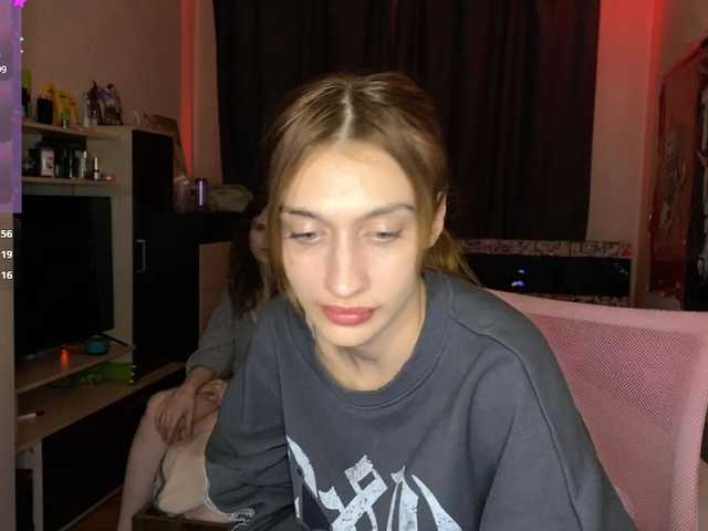 MilaElin live cam on BongaCams
