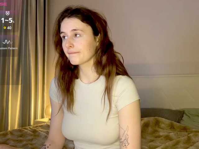 MilaElin live cam on BongaCams
