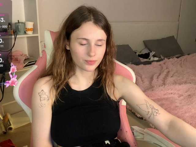 MilaElin live cam on BongaCams