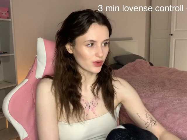 MilaElin live cam on BongaCams
