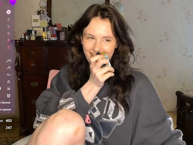 MilaElin live cam on BongaCams