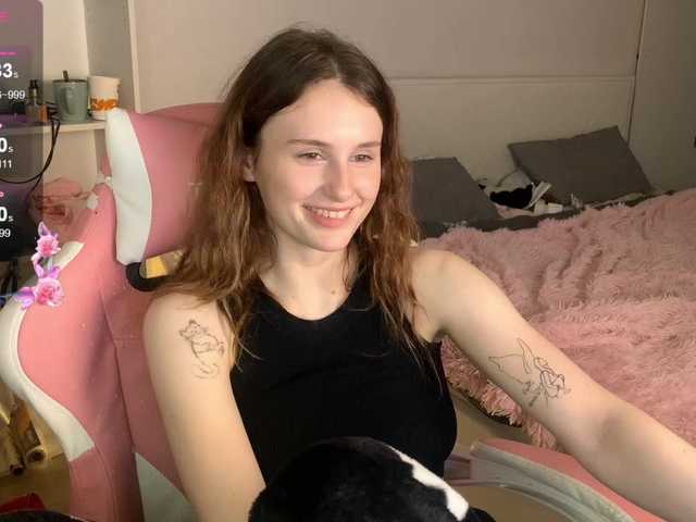 MilaElin live cam on BongaCams