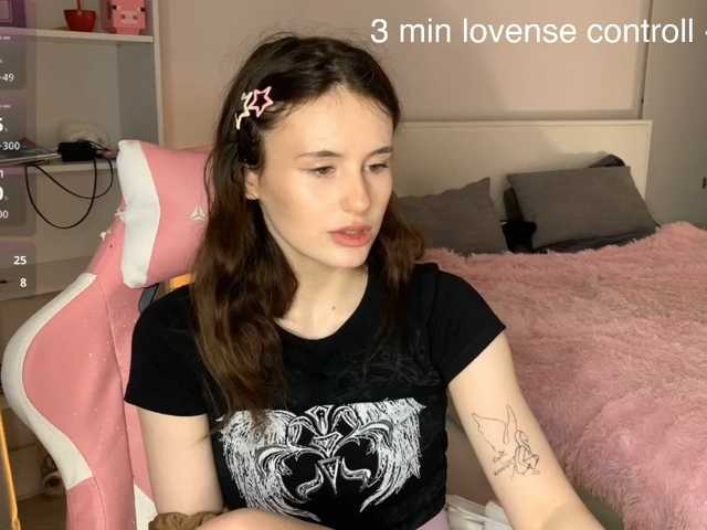 MilaElin live cam on BongaCams