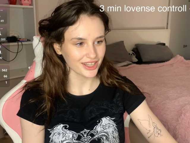 MilaElin live cam on BongaCams