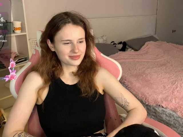 MilaElin live cam on BongaCams