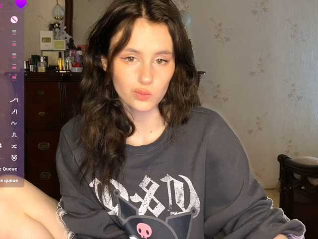 MilaElin live cam on BongaCams