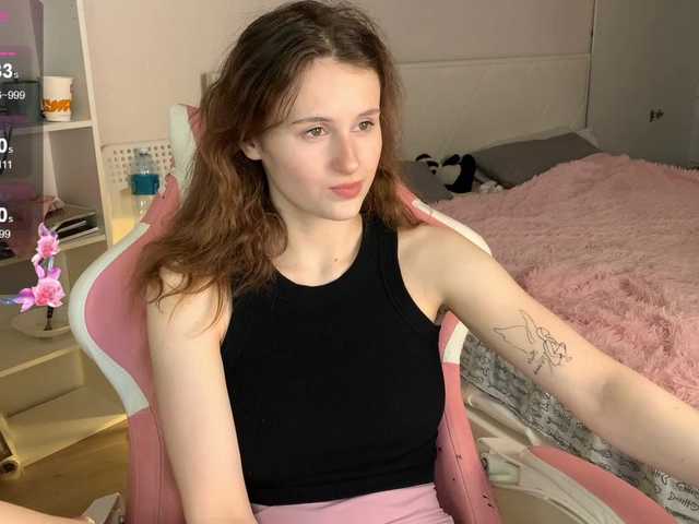 MilaElin live cam on BongaCams