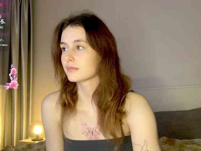MilaElin webcam