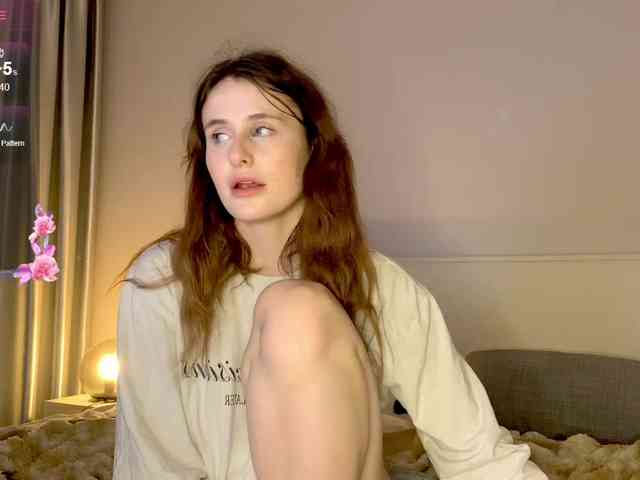 MilaElin webcam