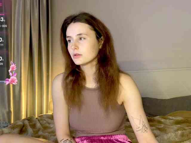 MilaElin webcam