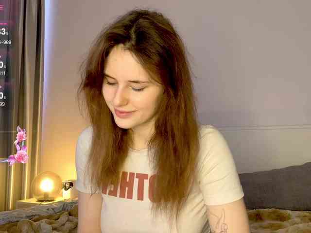 MilaElin webcam