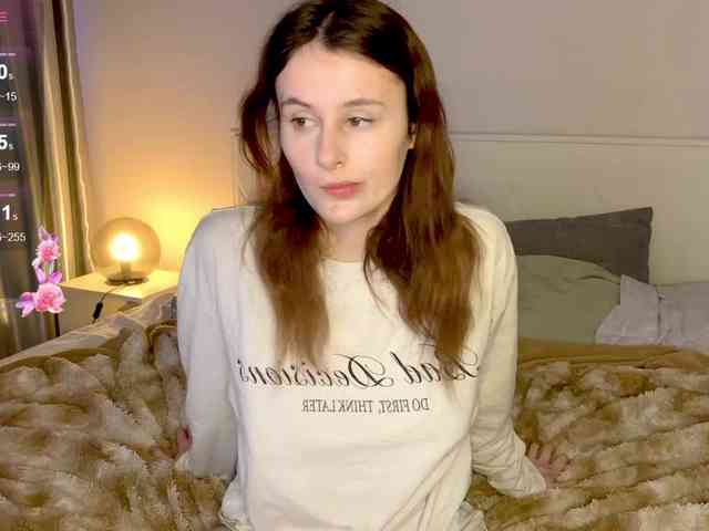 MilaElin webcam