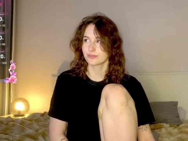 MilaElin webcam