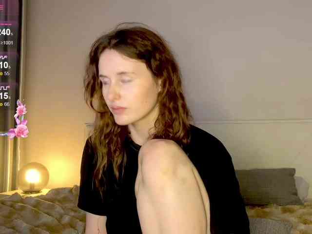 MilaElin webcam