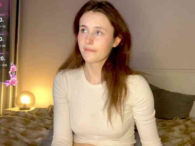 MilaElin webcam