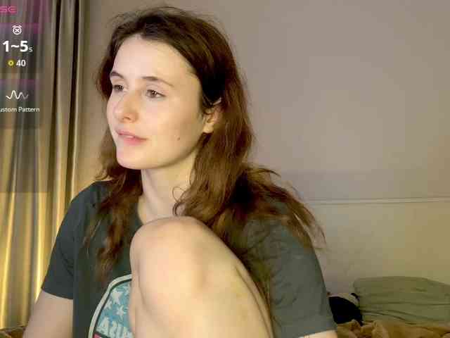 MilaElin webcam