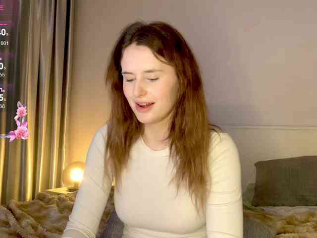 MilaElin webcam