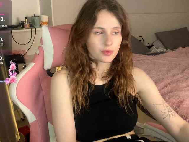 MilaElin webcam