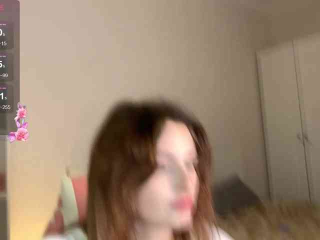 MilaElin webcam