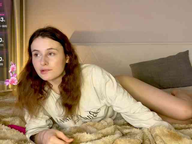 MilaElin webcam