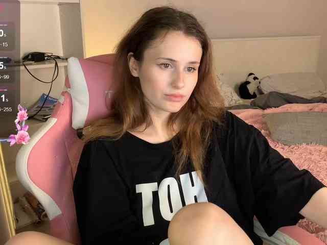 MilaElin webcam