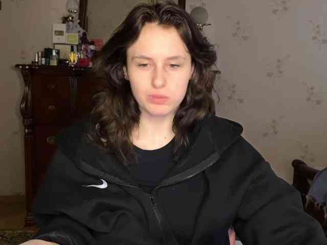 MilaElin webcam