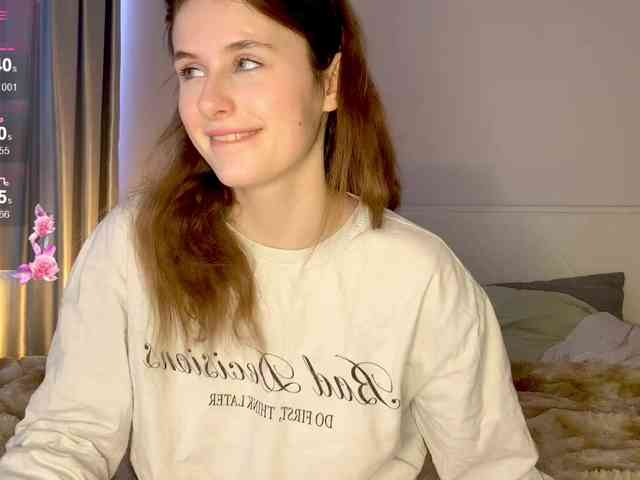 MilaElin webcam