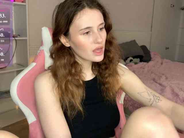 MilaElin webcam