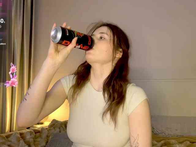 MilaElin webcam