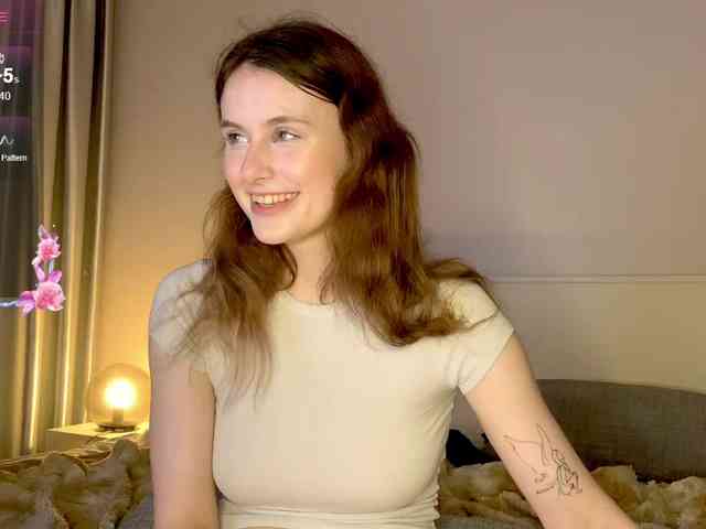 MilaElin webcam