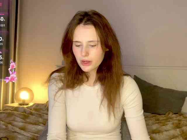 MilaElin webcam