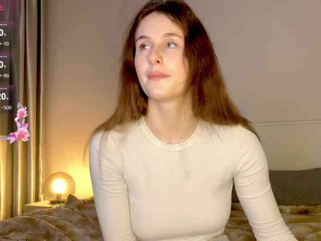 MilaElin webcam