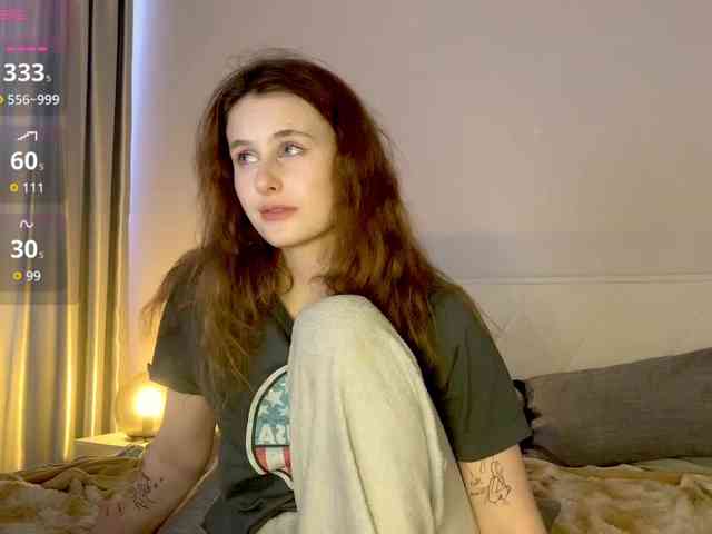 MilaElin webcam
