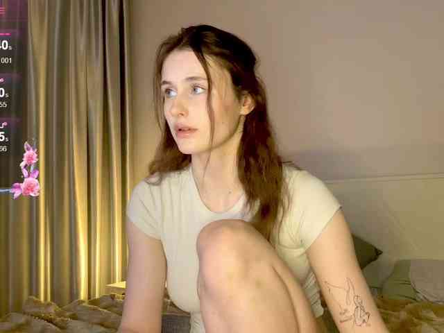 MilaElin webcam