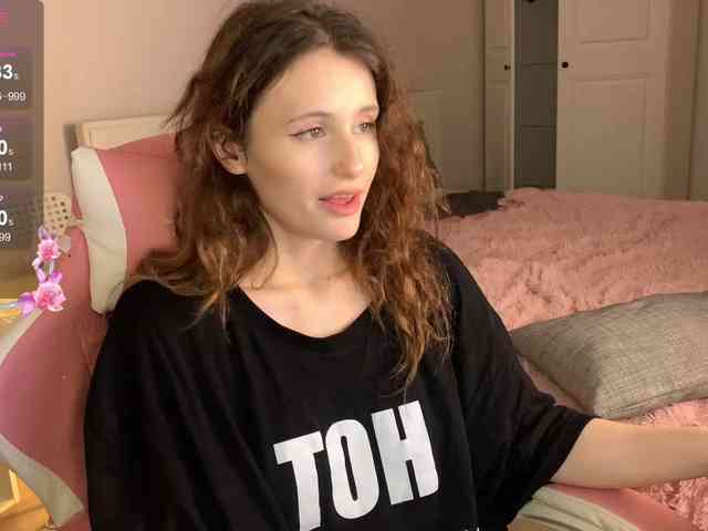 MilaElin webcam