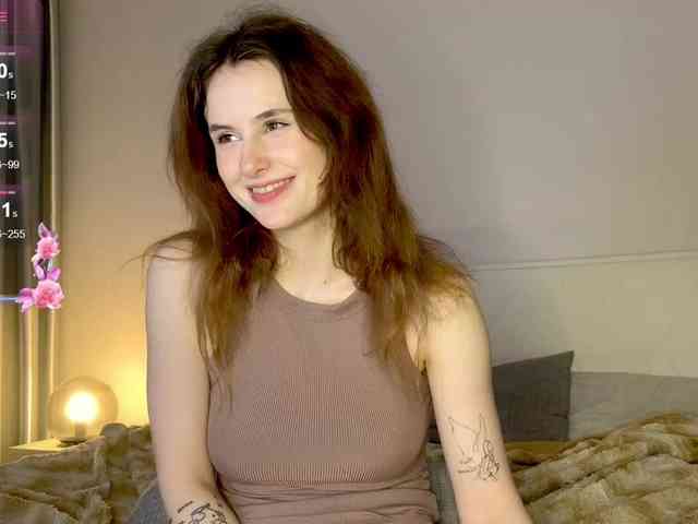 MilaElin webcam