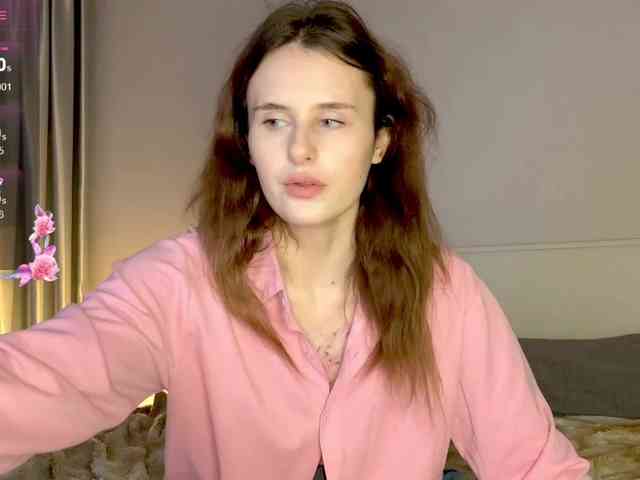 MilaElin webcam