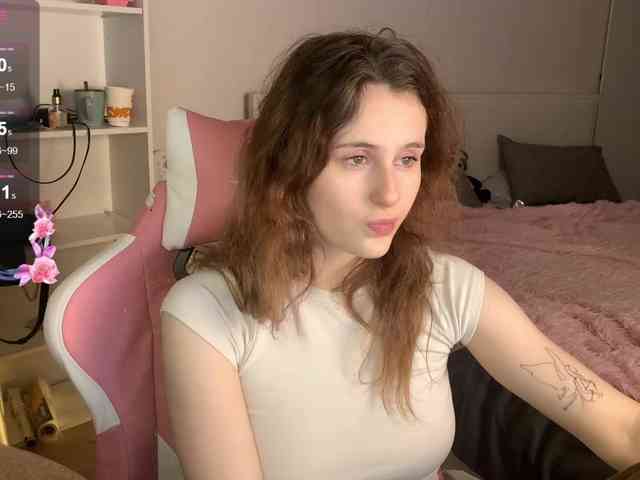 MilaElin webcam