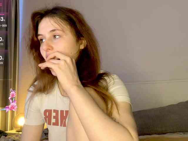MilaElin webcam