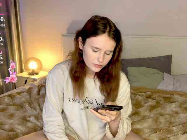 MilaElin webcam