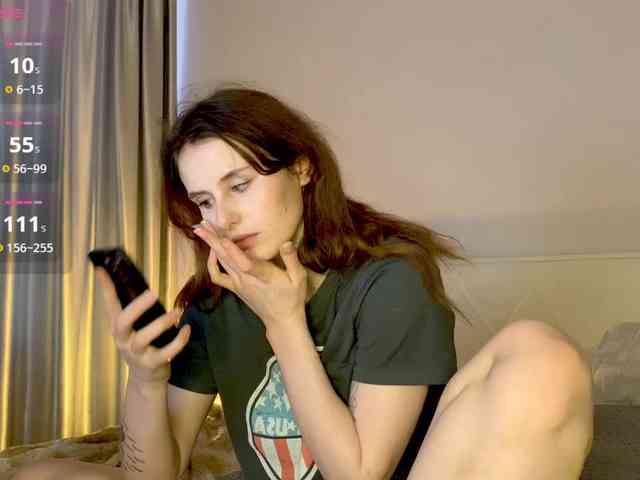 MilaElin webcam