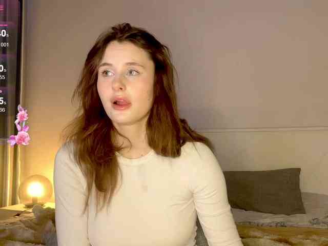 MilaElin webcam