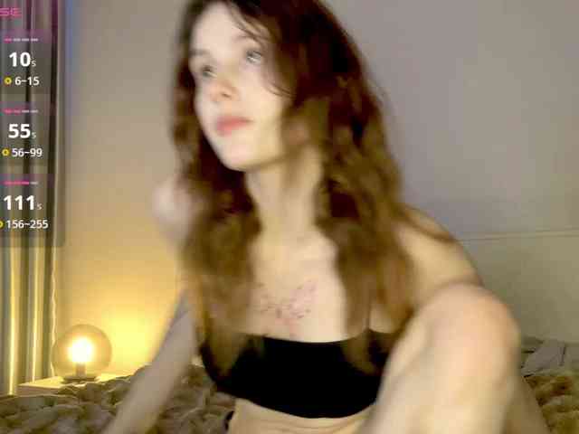MilaElin webcam