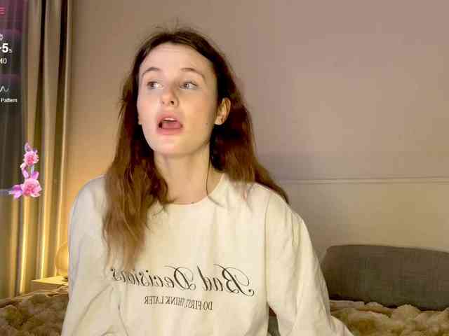 MilaElin webcam
