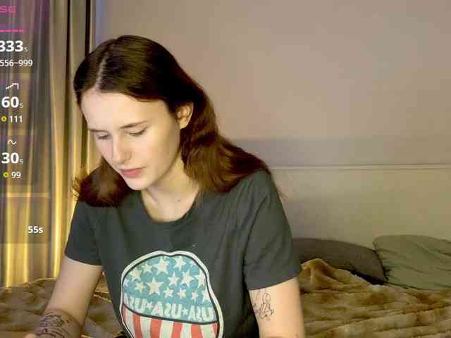 MilaElin webcam