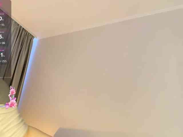 MilaElin webcam