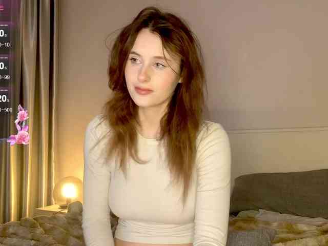 MilaElin webcam