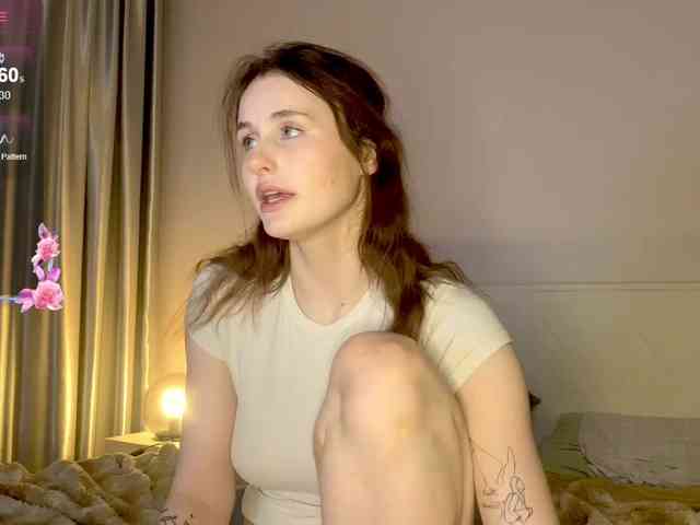 MilaElin webcam